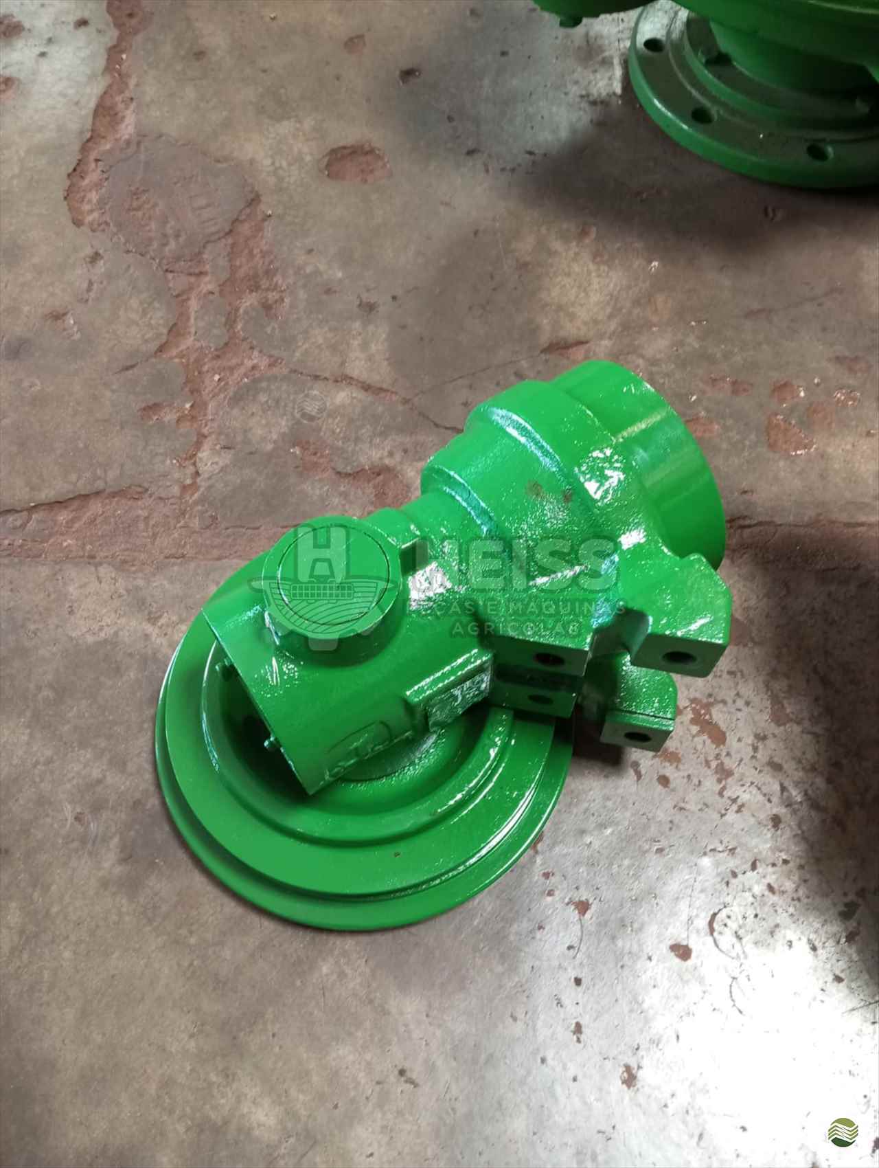 Caixa de navalhas John Deere S600